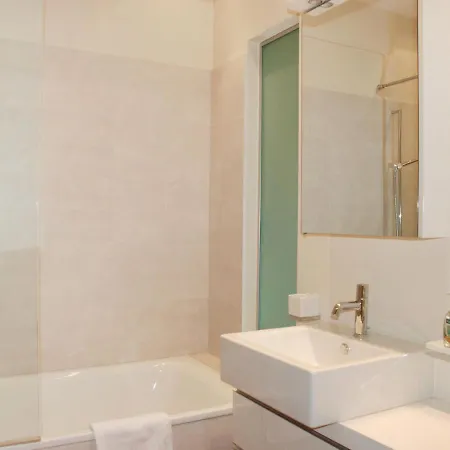 Apartment Majestic-2 *